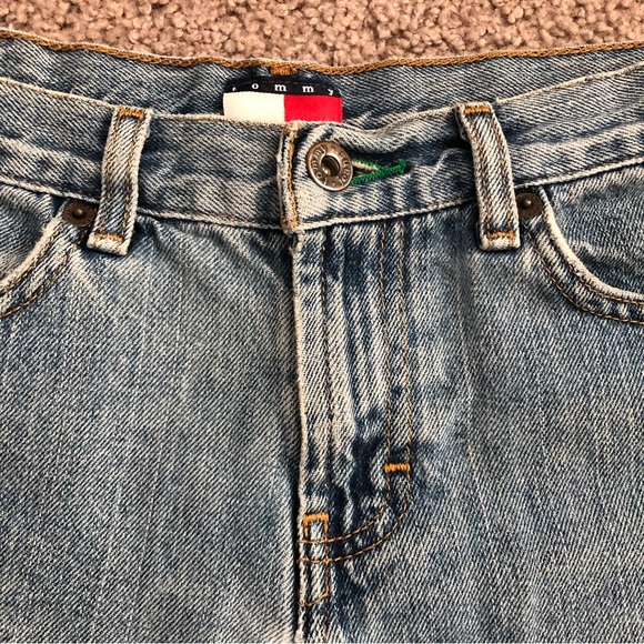 Tommy Hilfiger Tommy Jeans Denim Short Womens 5 - Picture 6 of 11